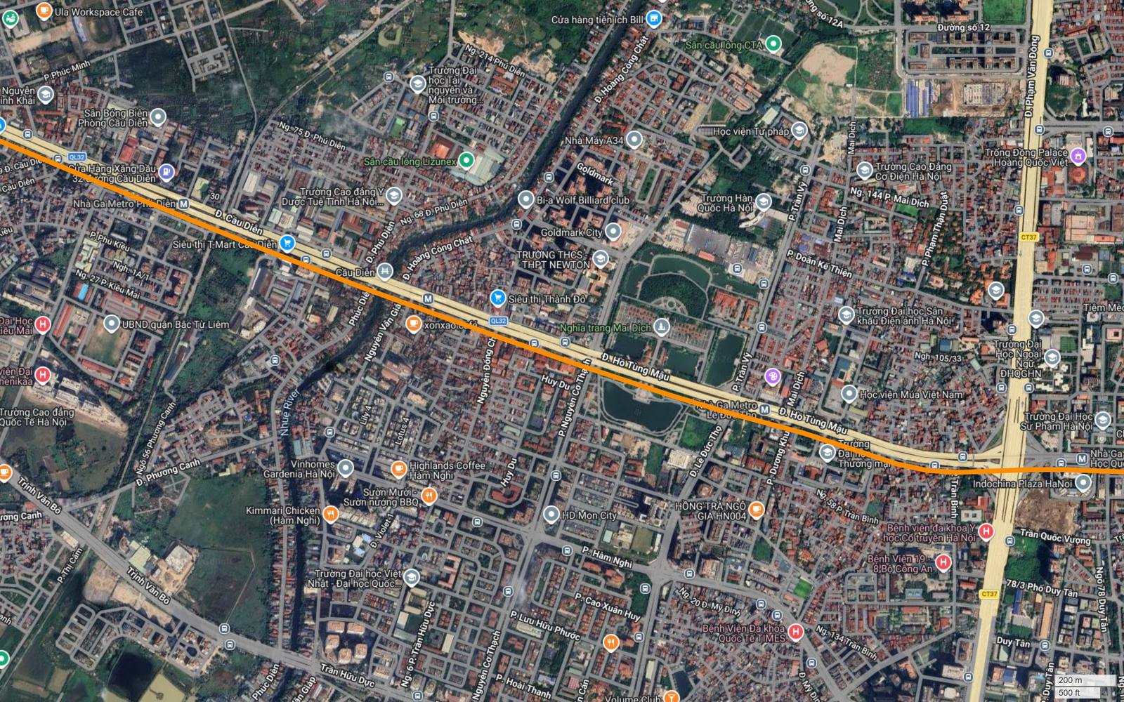 Khung ảnh vệ tinh metro số 3 Hà Nội tại Mai Dịch với đường trên cao và nút giao khác mức chồng lớp trong cùng một khung